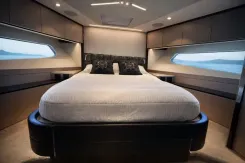 best yacht sales deals Sunseeker Manhattan 68 - Sunseeker