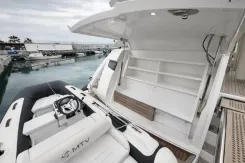 best yacht sales deals Sunseeker Manhattan 68 69