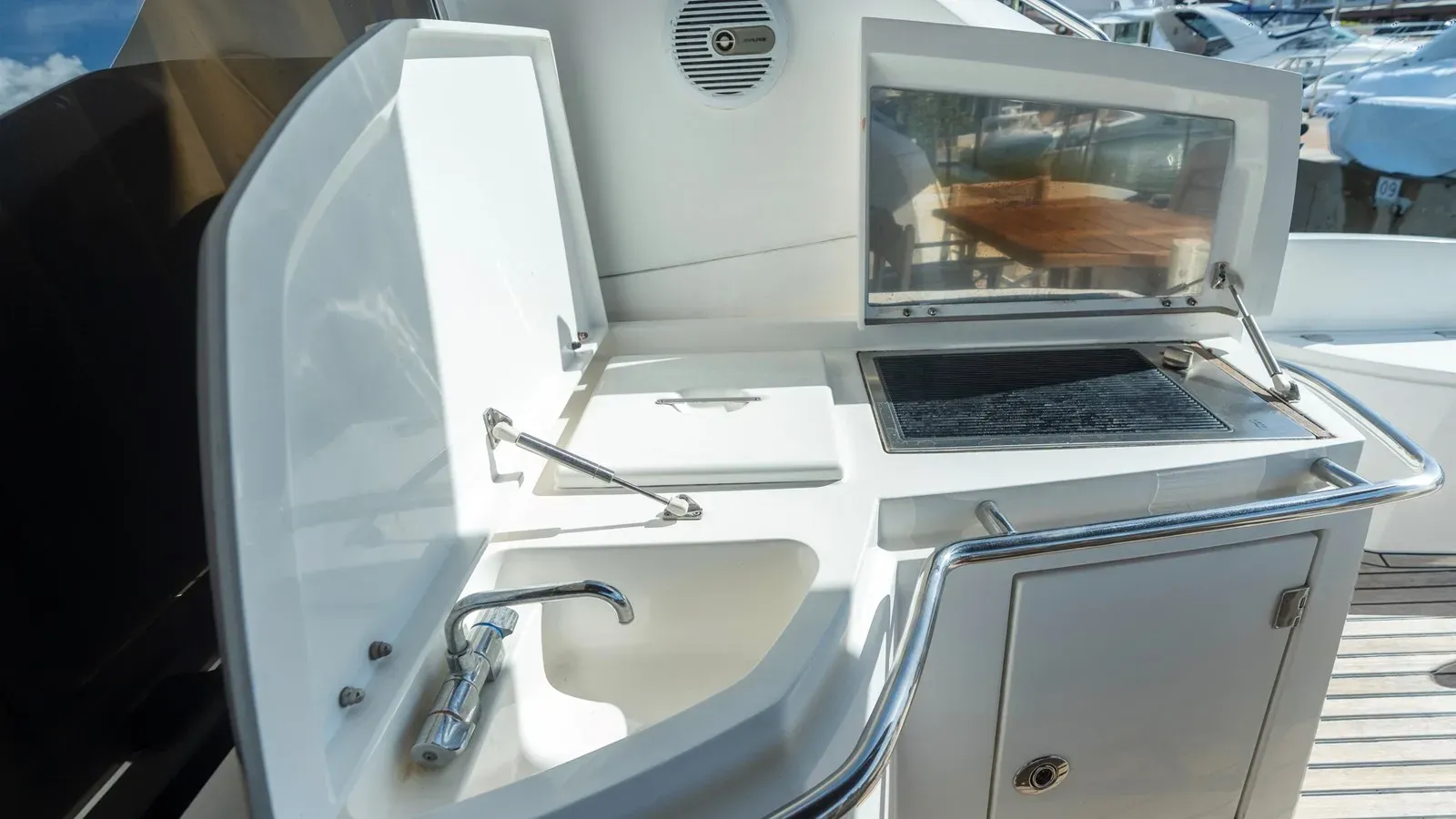 SILENIK III Predator 52 price