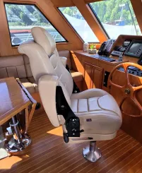 Buy a yacht SEQUEL - SYMBOL