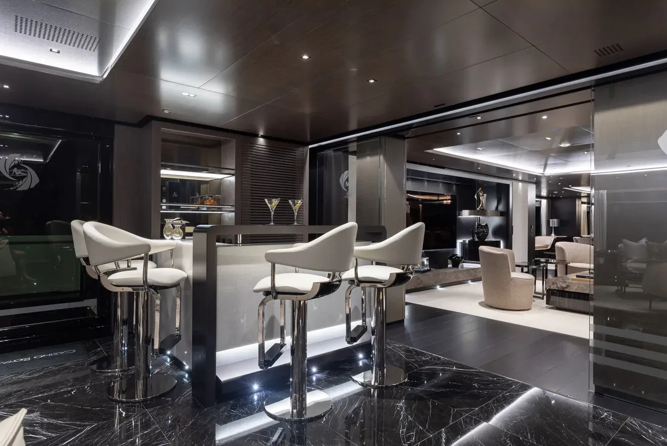 CASINO ROYALE 236 yacht sale
