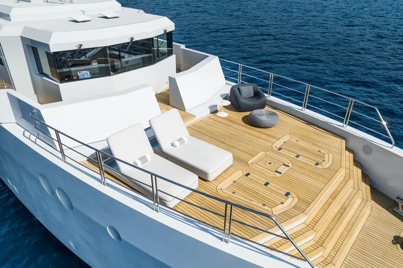Купить яхту S7 в Shestakov Yacht Sales