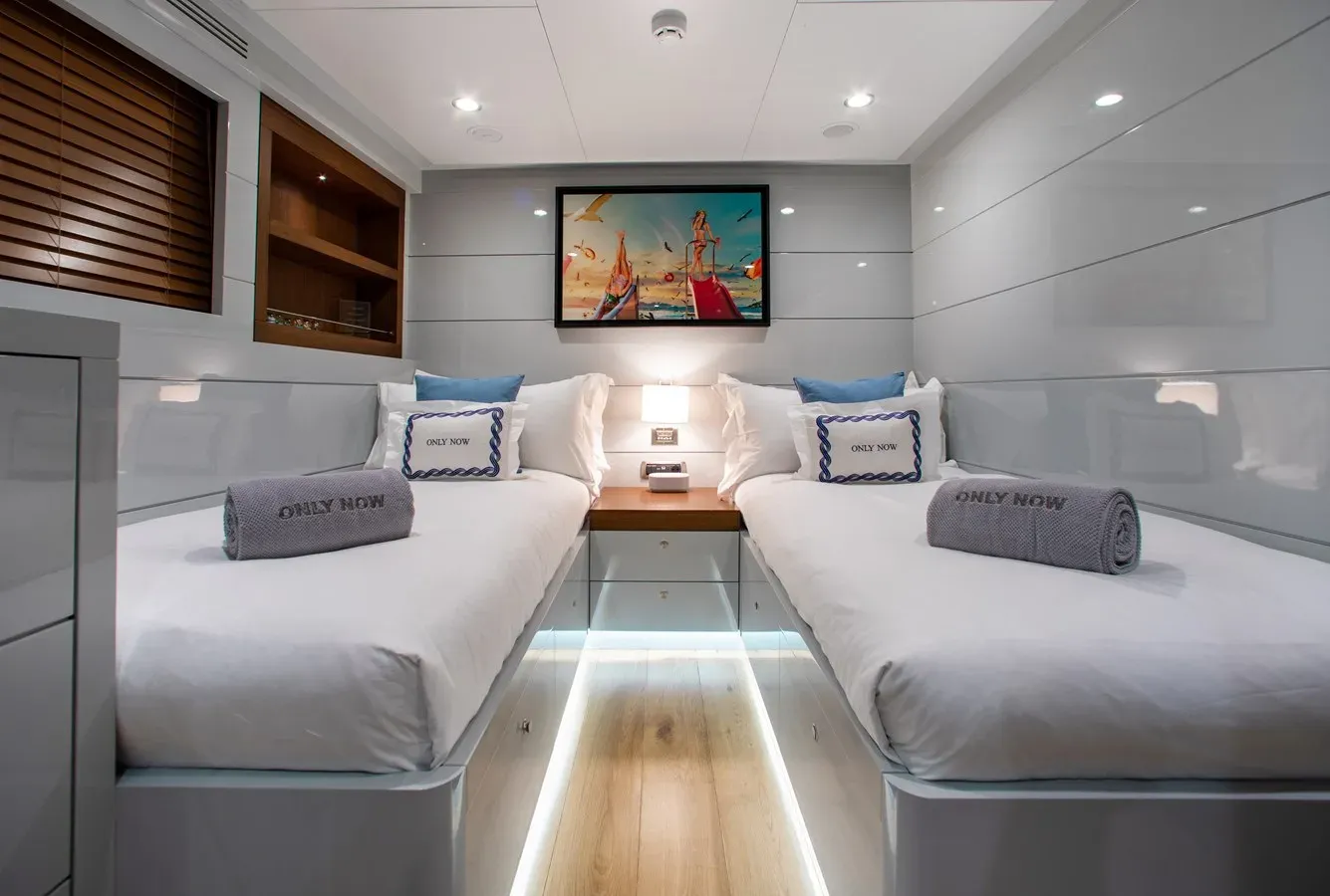 Buy a yacht ONLY NOW 2012