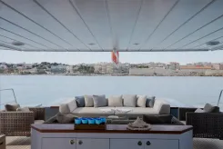 Buy a yacht ONLY NOW 113