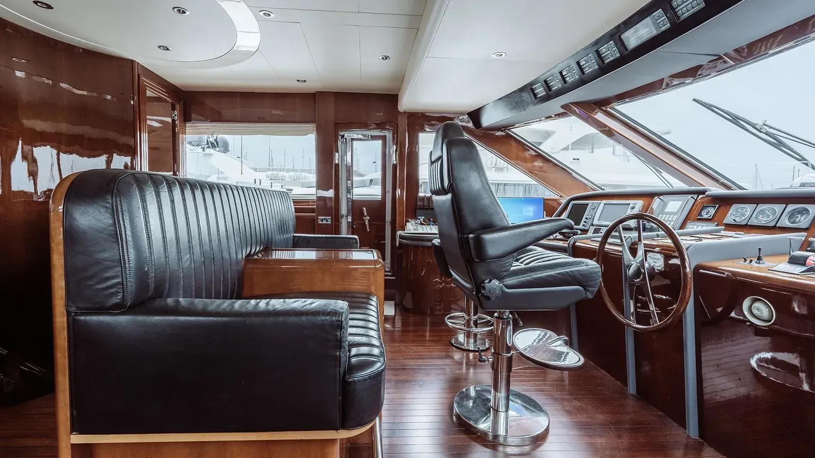 Купить яхту LET IT BE в Shestakov Yacht Sales