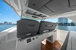 What the Hull 43 yacht sale