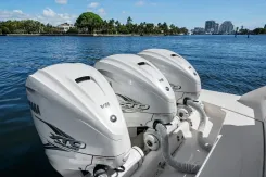 What the Hull - Tiara yacht sale