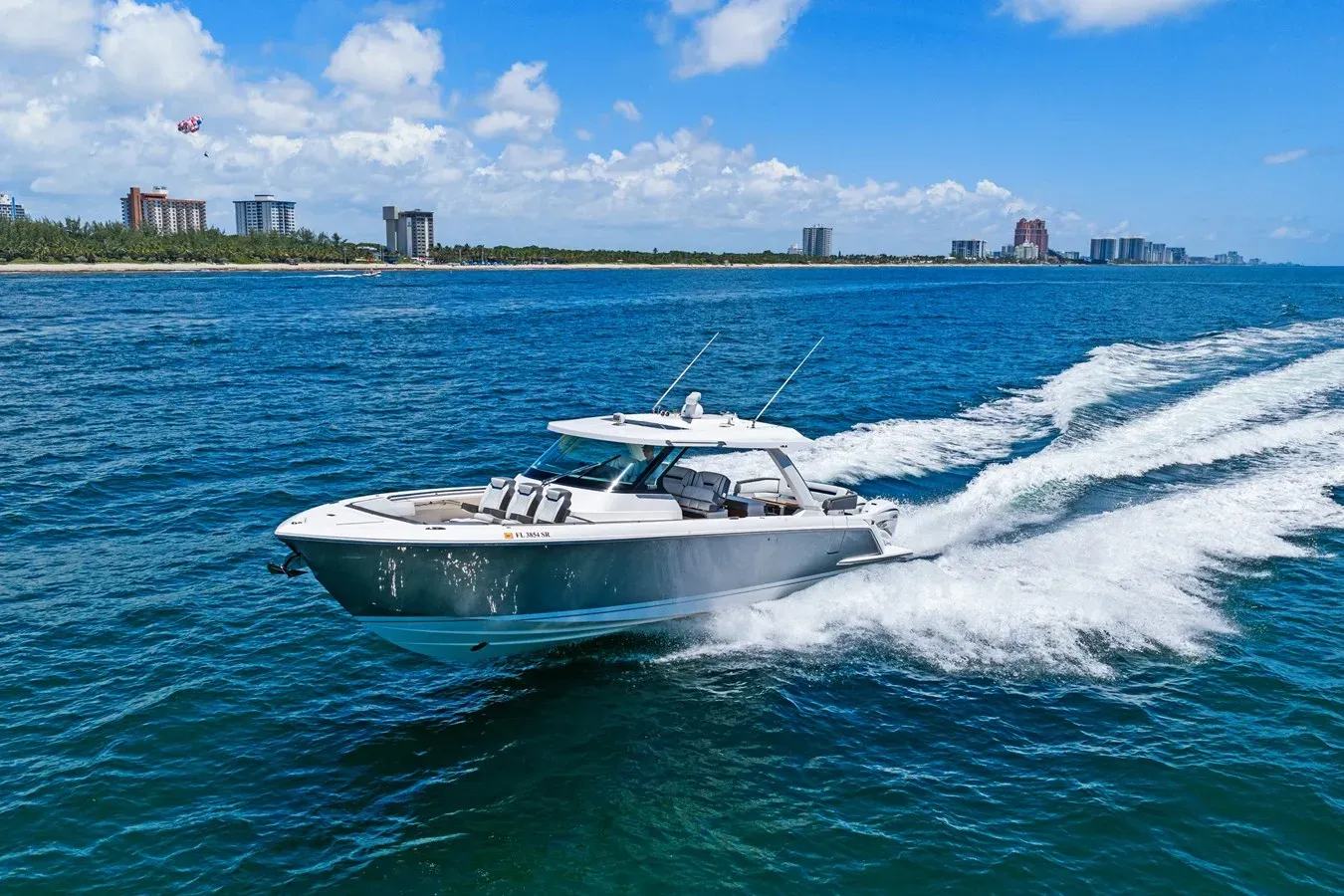 Buy a yacht What the Hull 43 LS