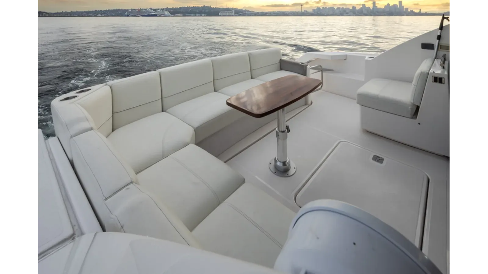 TIARA C49 COUPE