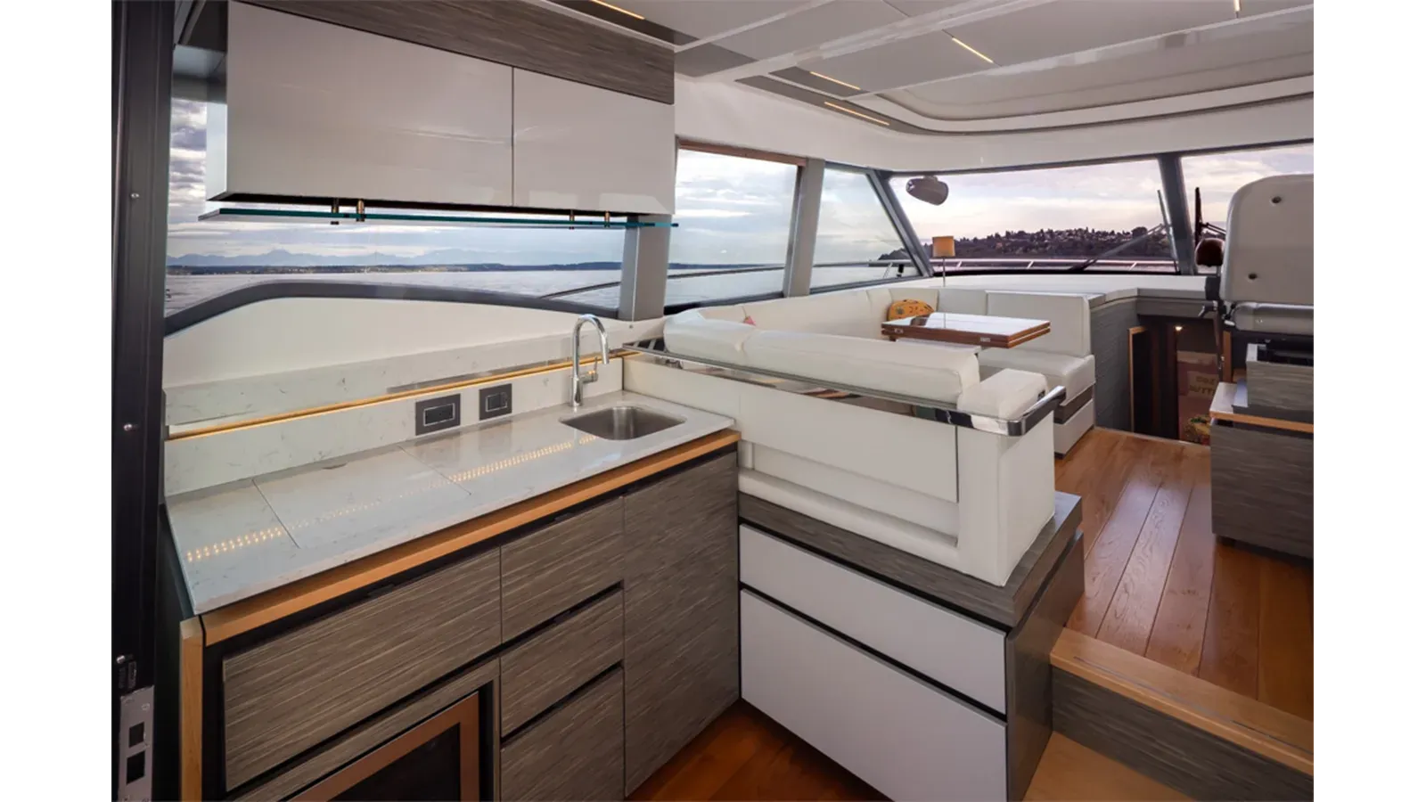 TIARA C49 COUPE 50
