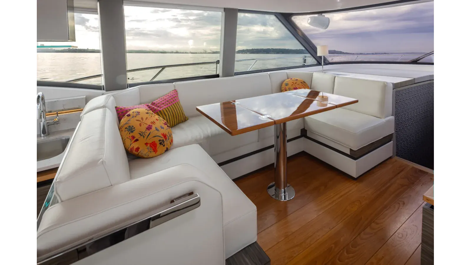 the best price on TIARA C49 COUPE C49 Coupe