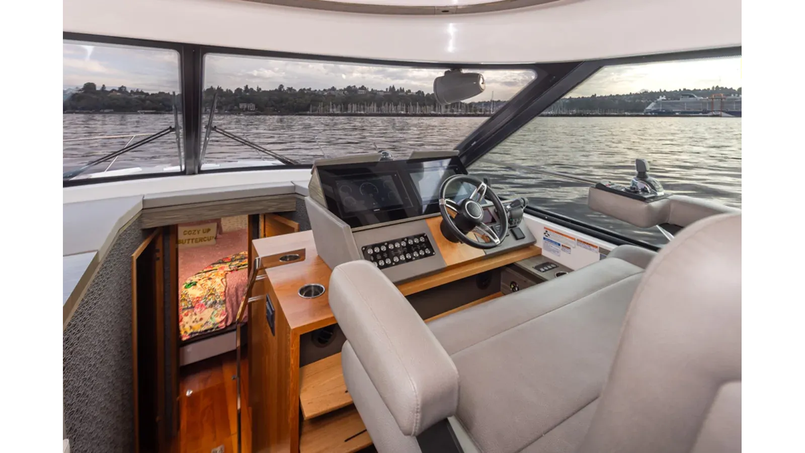 Buy a yacht TIARA C49 COUPE - Tiara