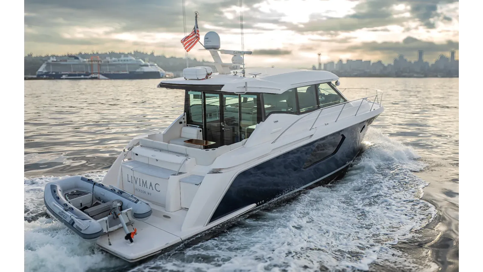 Buy a yacht TIARA C49 COUPE 2019