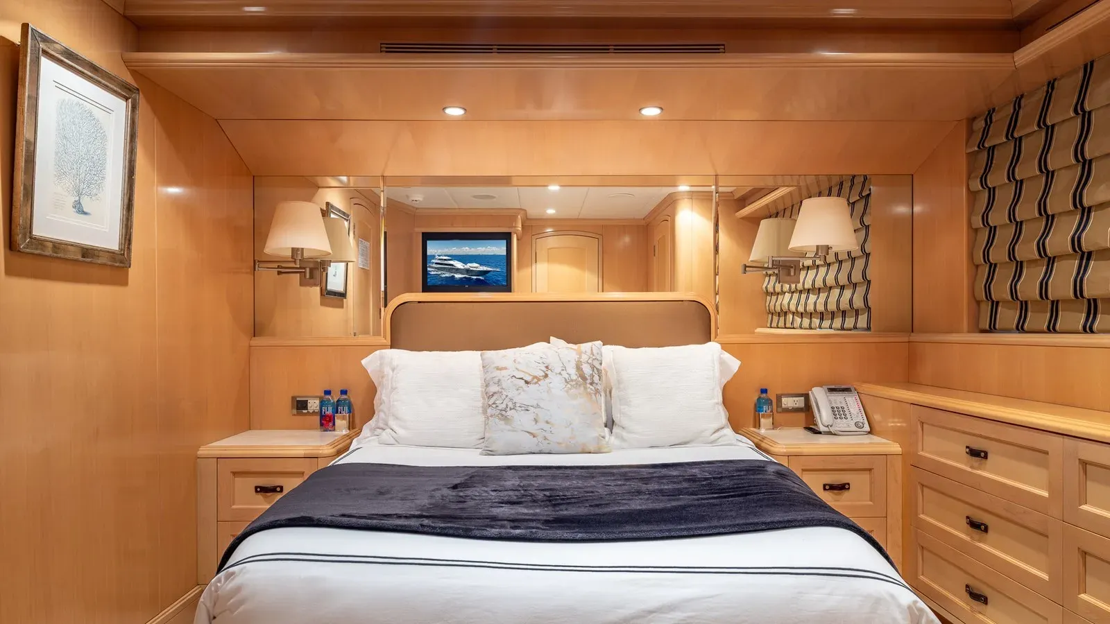 Buy a yacht BAD COMPANY