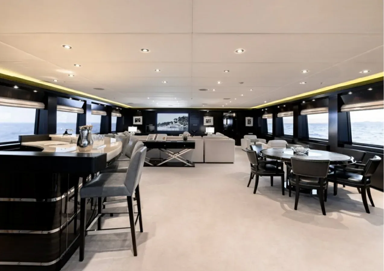 Buy a yacht CARPE DIEM