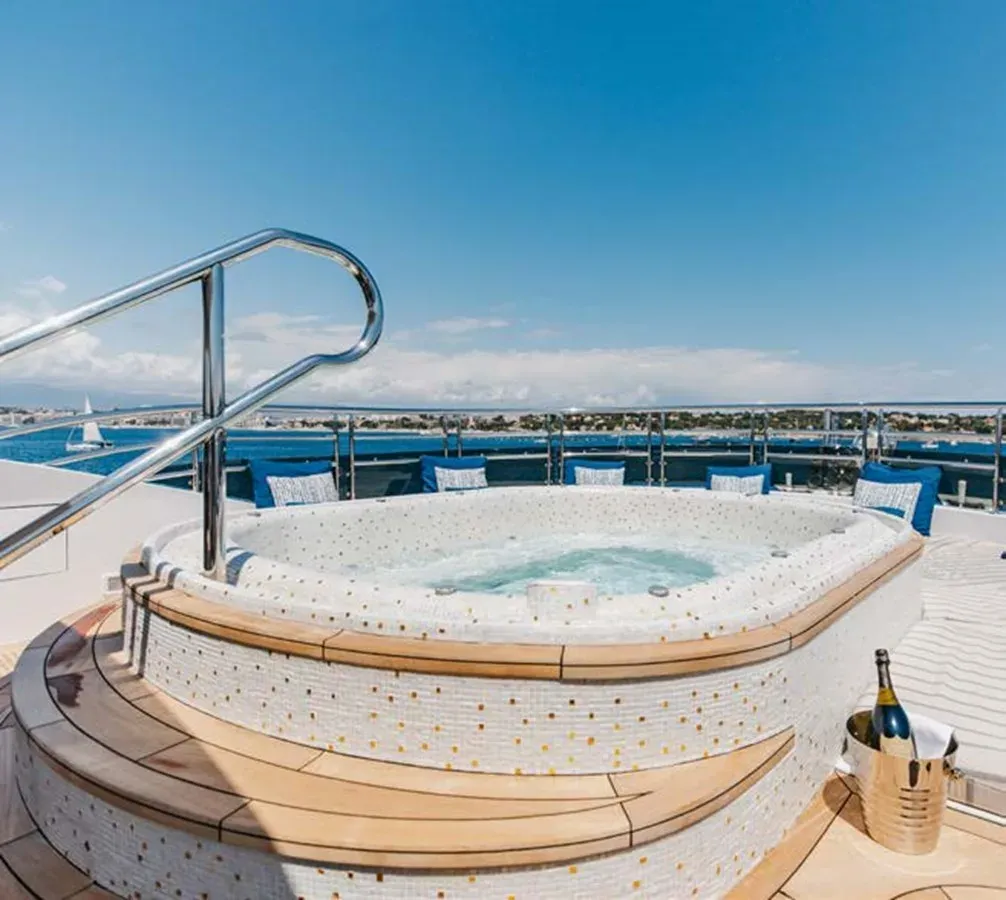 Buy a Champagne Seas - Trinity at Shestakov Yacht Sales