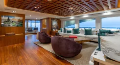 best yacht sales deals Champagne Seas 164