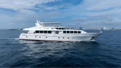 best yacht sales deals DIRT POOR - Trinity
