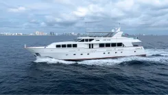 Buy a yacht DIRT POOR 1999