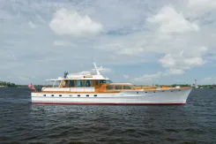 Buy a yacht PINTAIL 84