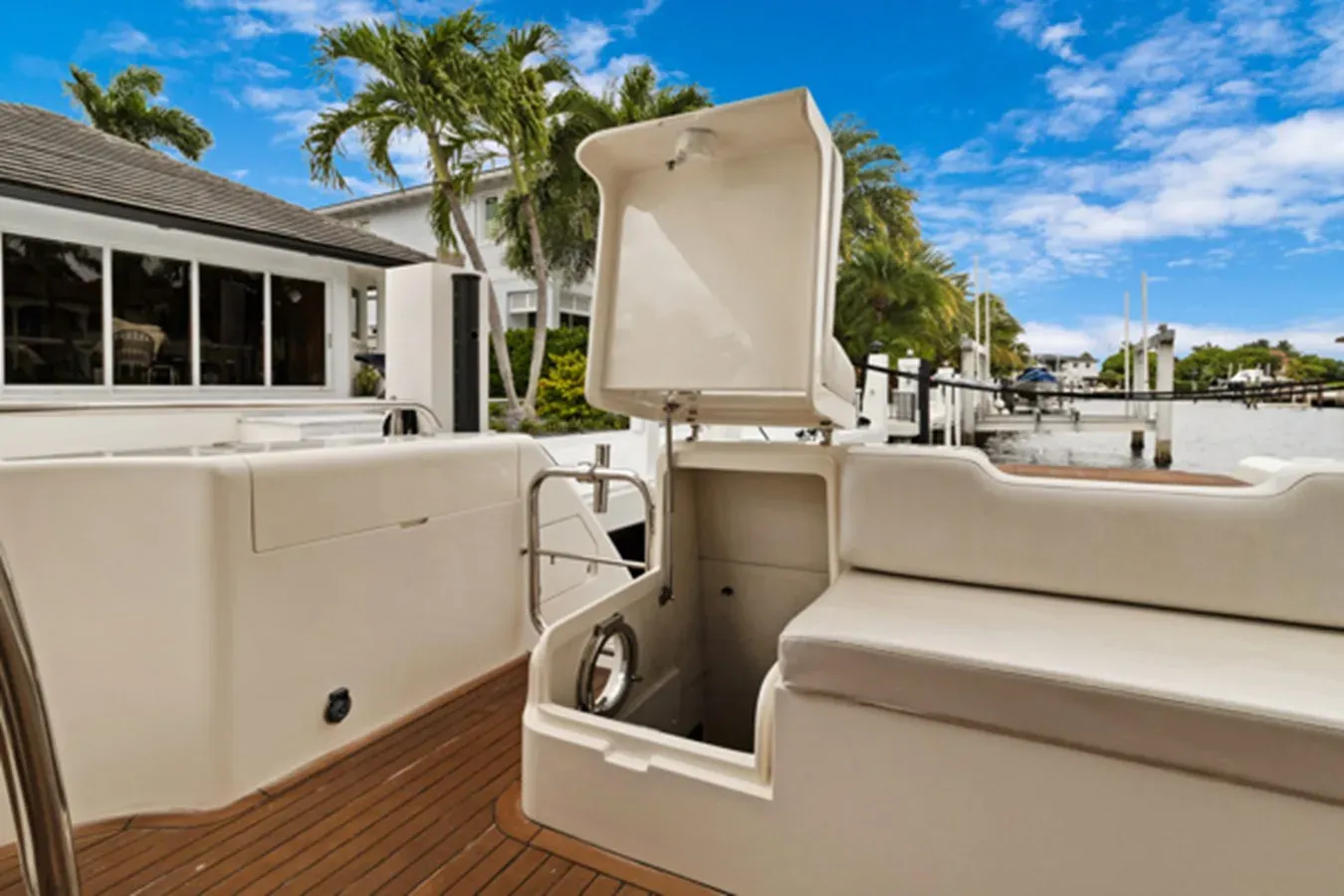 Buy a yacht Liberty - UNIESSE