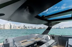 Buy a yacht HIGH ENERGY - VANQUISH YACHTS