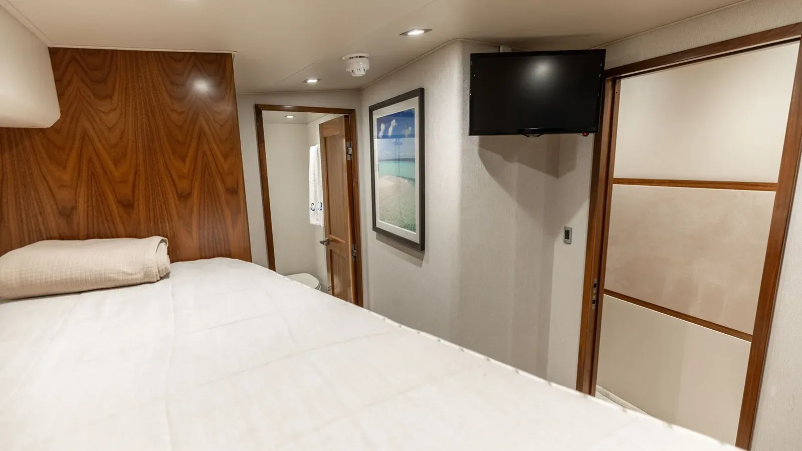 Buy a yacht CE 80