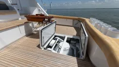 Buy a yacht CE 2016