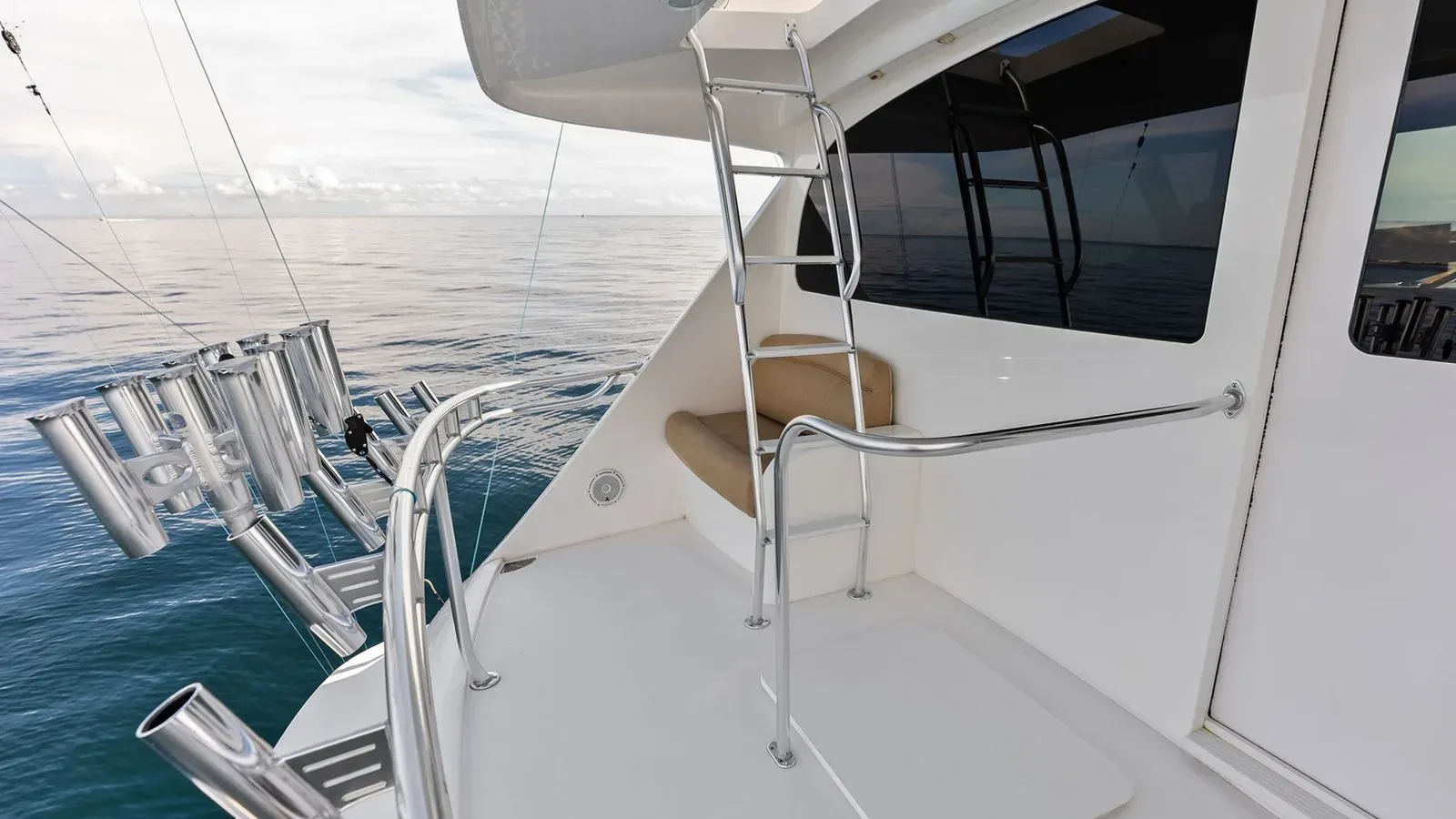 Buy a yacht Aussie Rules 2017