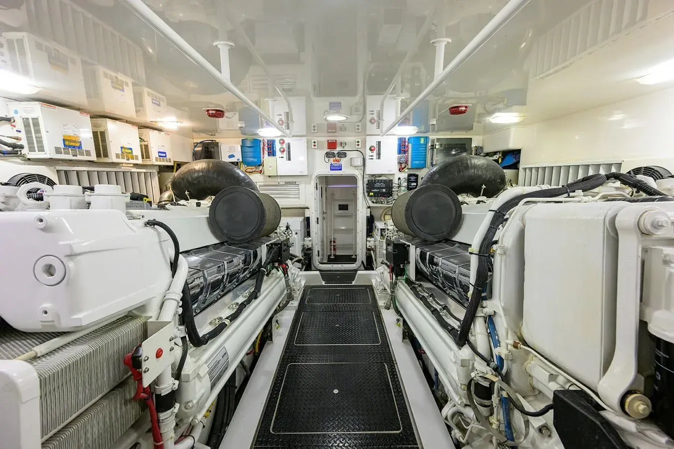 WASABI 2010 yacht sale