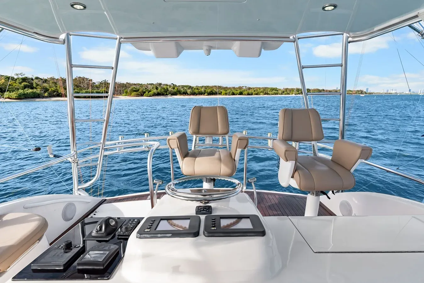 Купить яхту Ruckus - VIKING в Shestakov Yacht Sales