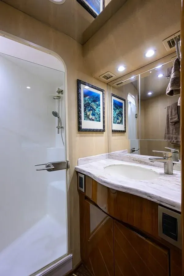best yacht sales deals MARLIN MONROE 66