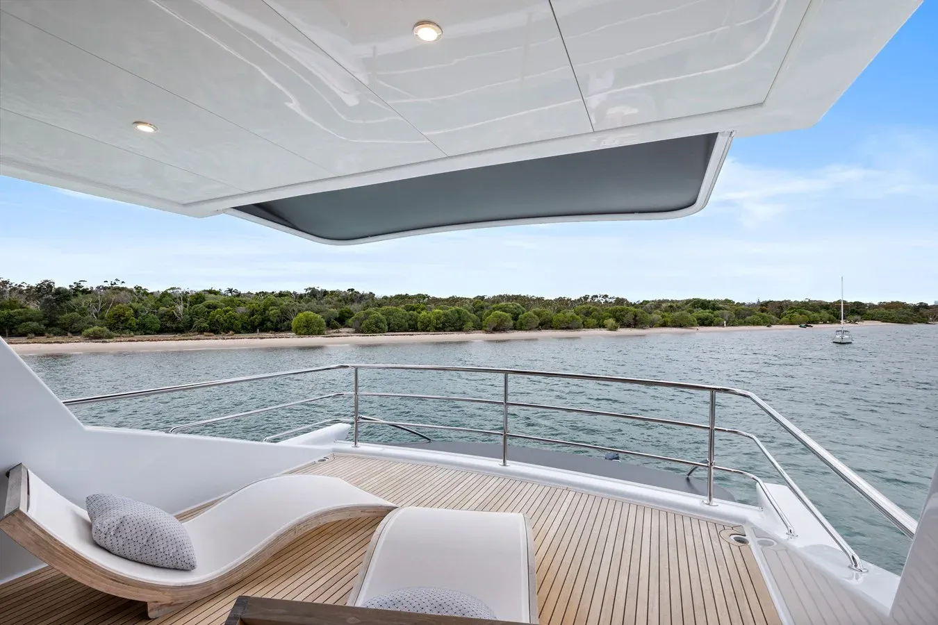 Продажа яхты Warren 87 Motor Yacht