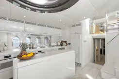 Лучшая цена на Warren 87 Motor Yacht