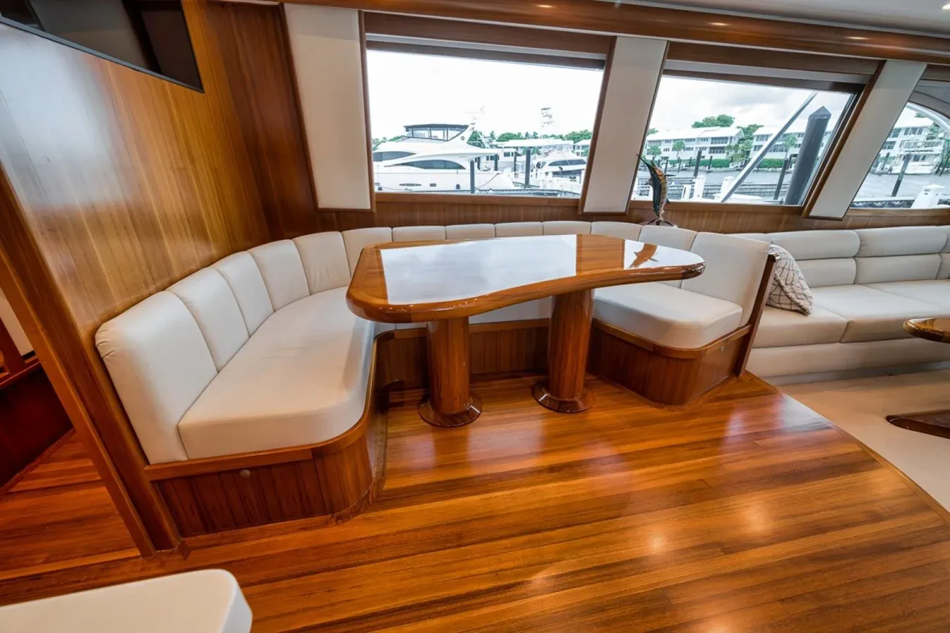 Buy a Genesis 75 Convertible at Shestakov Yacht Sales