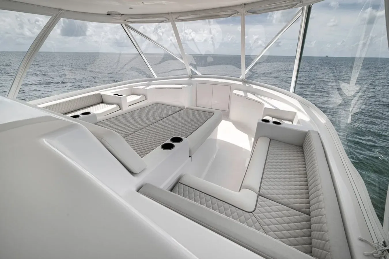 Buy a Genesis at Shestakov Yacht Sales