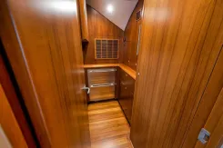 best yacht sales deals Genesis 75 Convertible