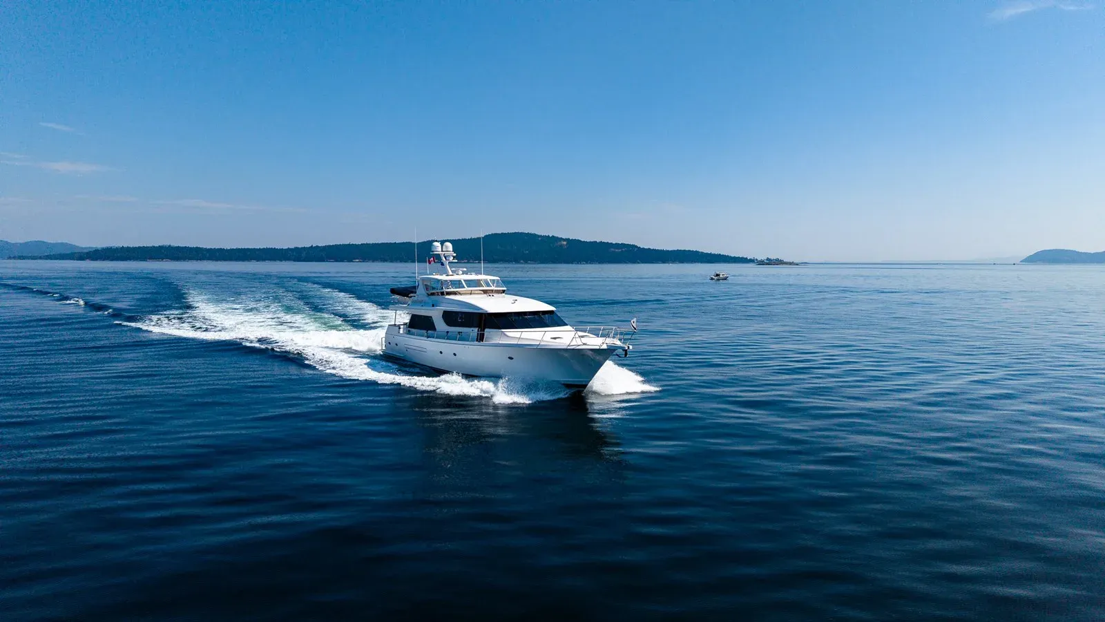 Купить яхту Dawn Trader VII 2005 в Shestakov Yacht Sales