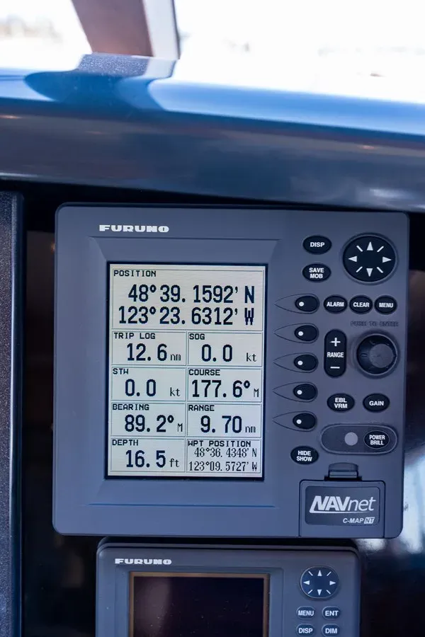 Купить яхту Dawn Trader VII 2005 в Shestakov Yacht Sales