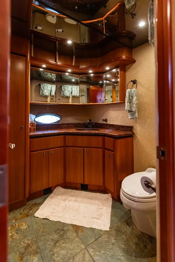 Лучшие предложения покупки яхты Dawn Trader VII 86 Raised Pilothouse