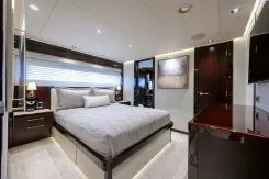 Buy a yacht RENNEGADE - WESTPORT