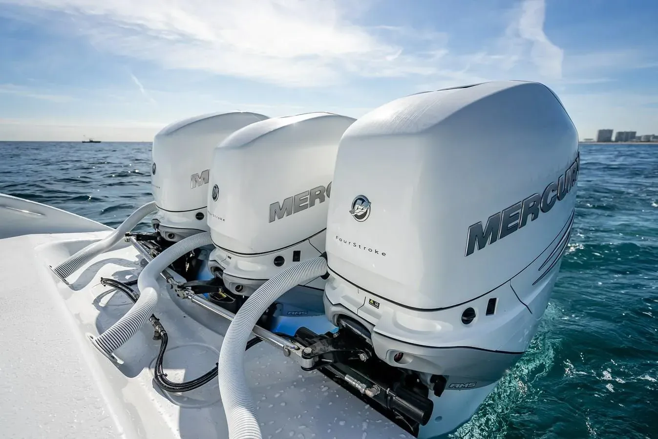 Buy a yacht SUSHI 36 Center Console