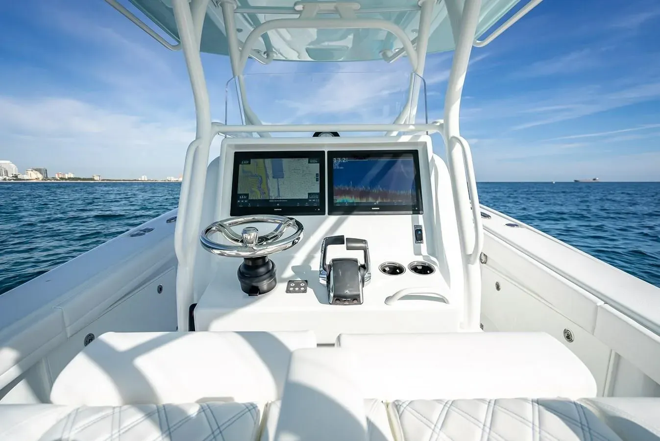 Buy a yacht SUSHI - YELLOWFIN