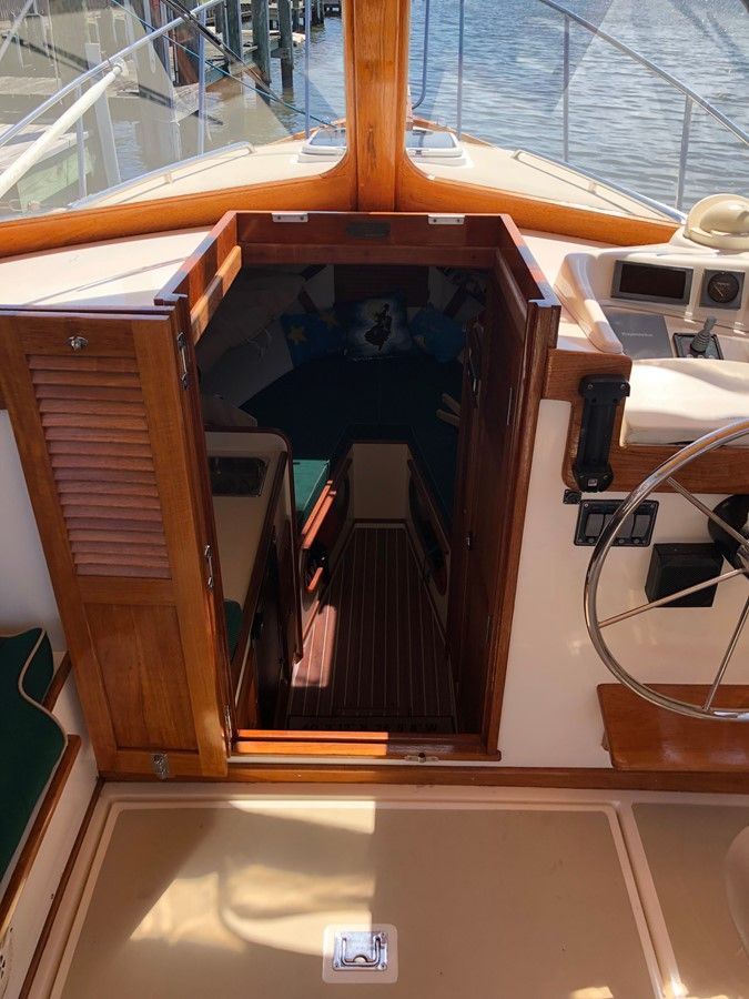 Buy a yacht Dulce Dyer 29' Soft Top