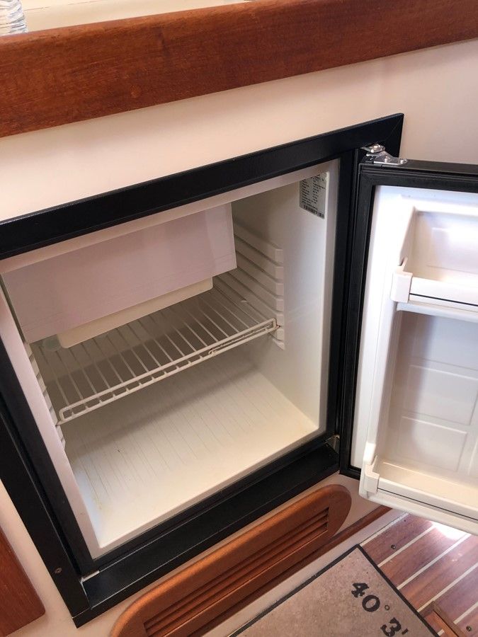 Buy a yacht Dulce - DYER