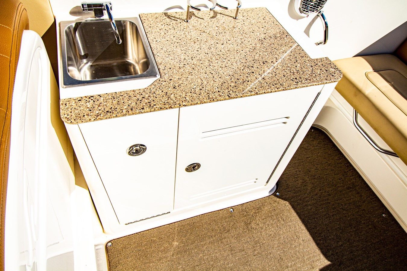 Продажа яхты Sea Ray 300 SLX - SEA RAY