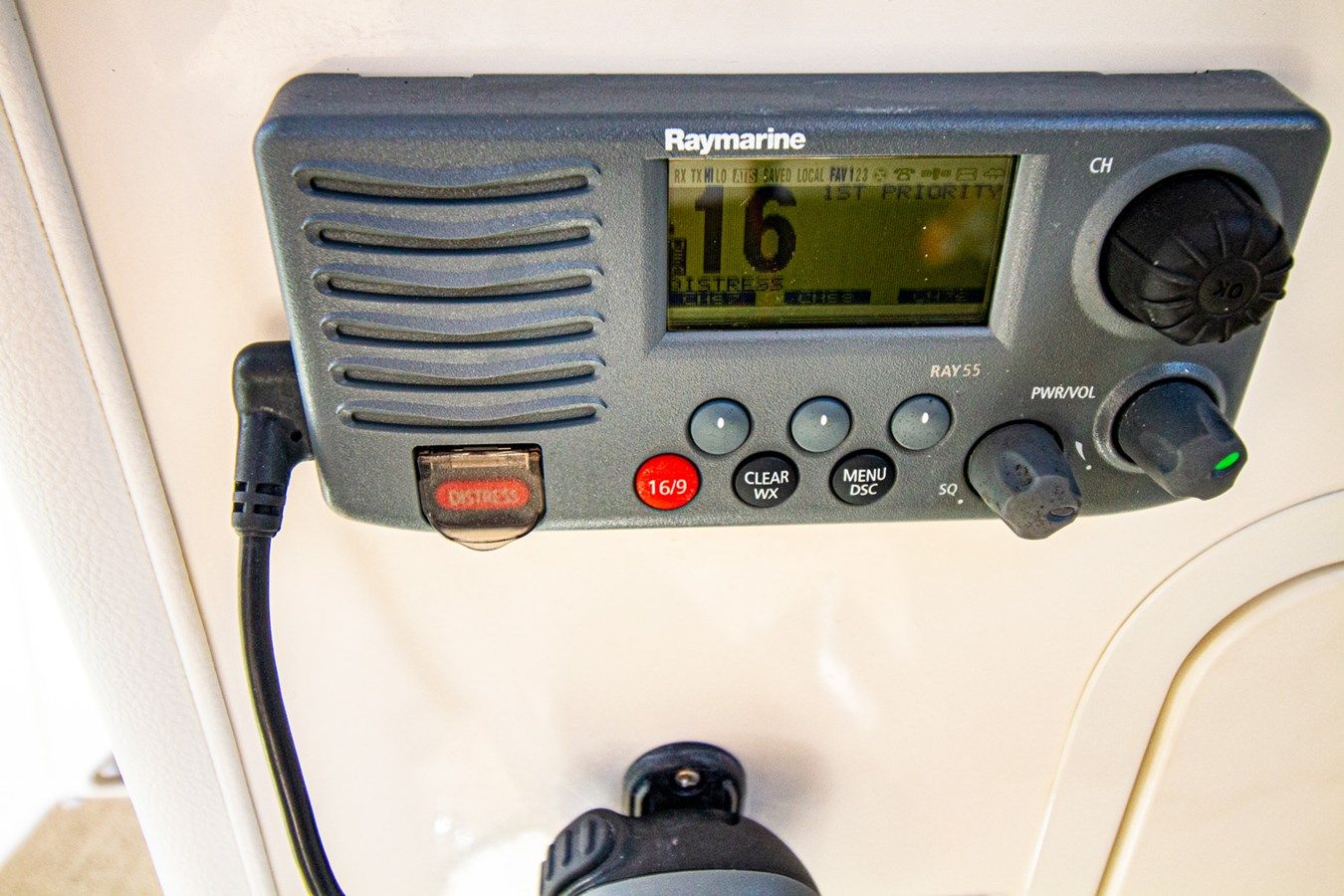 Купить Sea Ray 300 SLX 2015