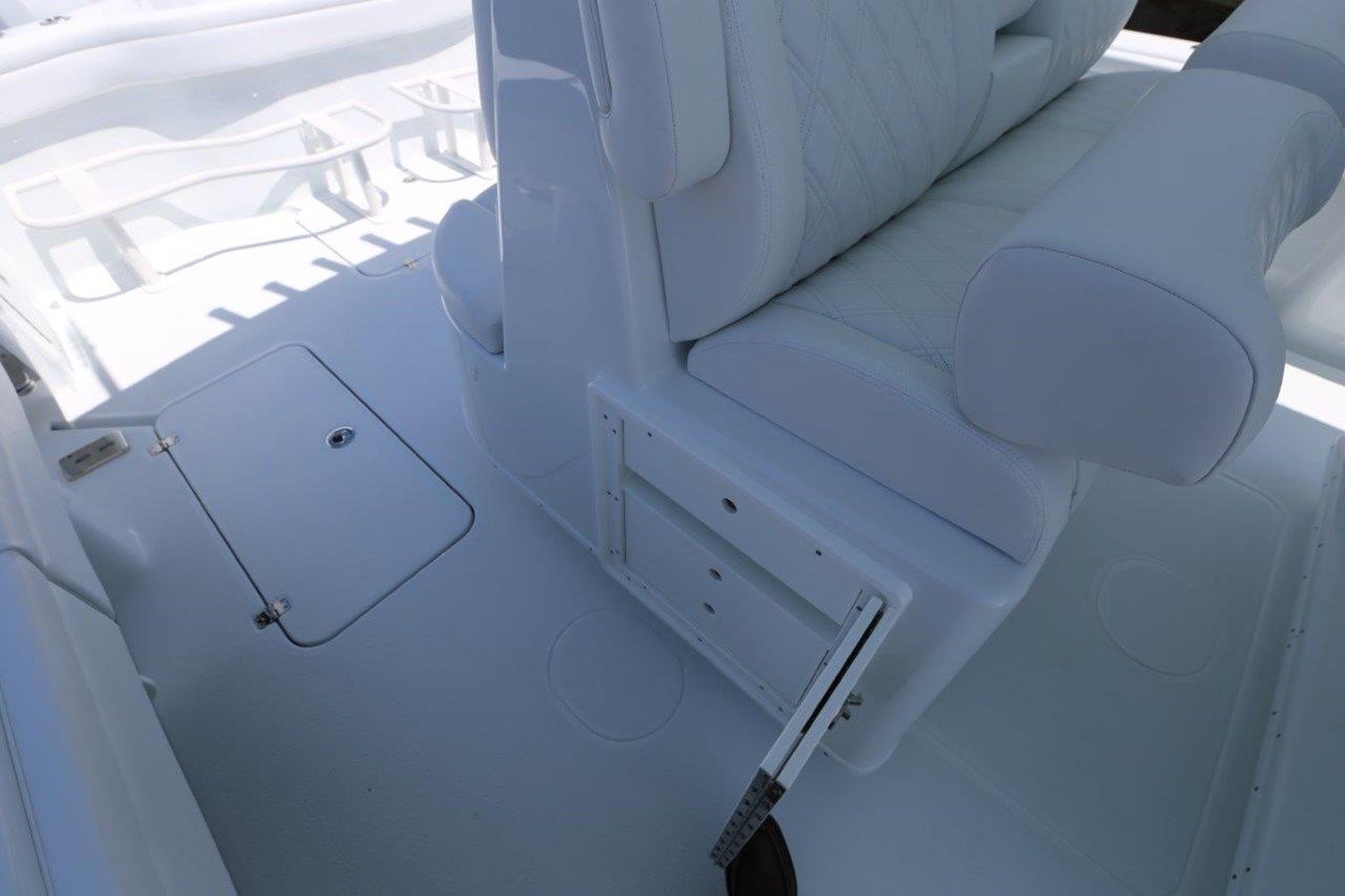 Продажа яхты 39 Offshore In Stock! - YELLOWFIN