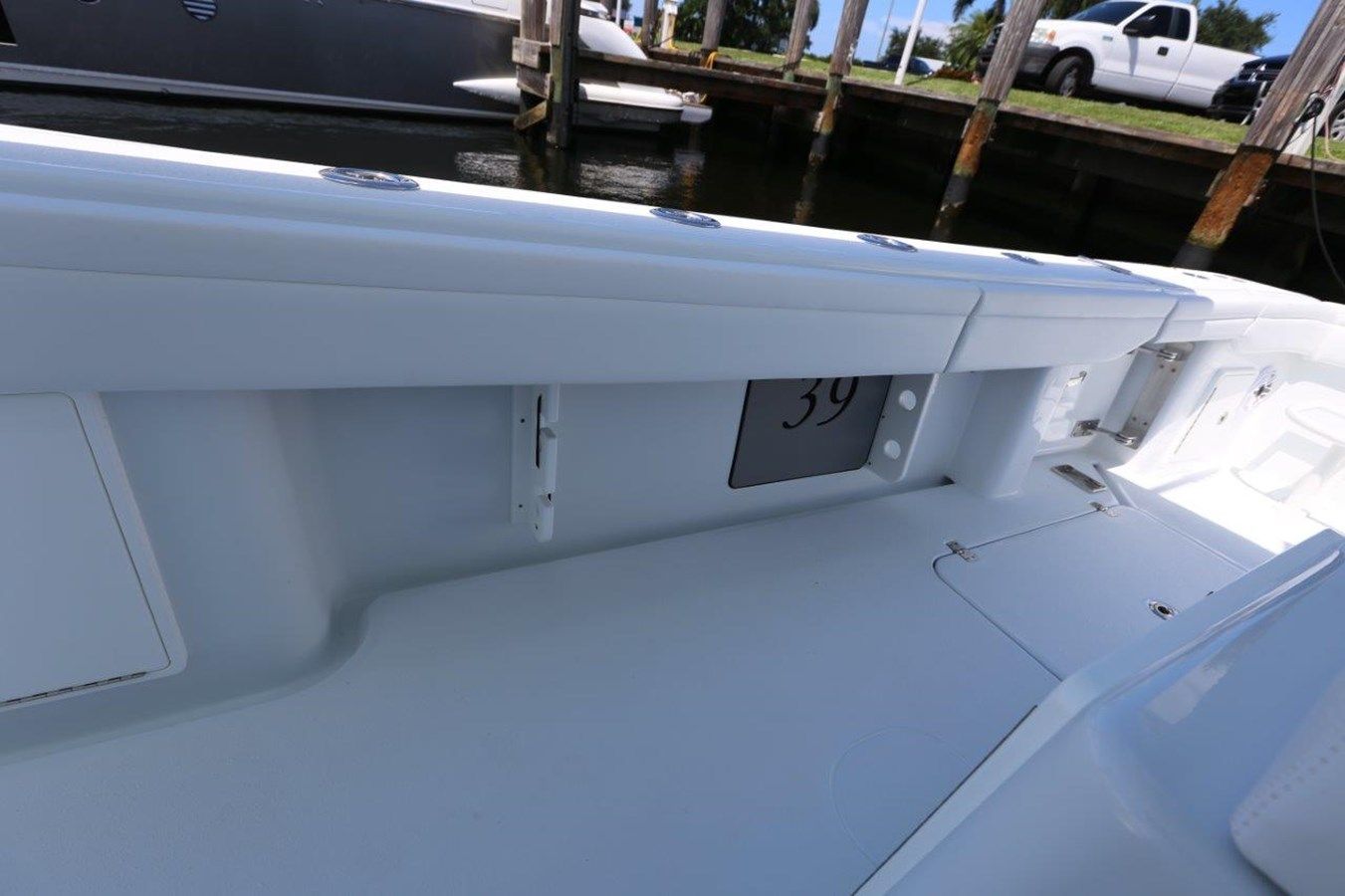 Лучшие предложения покупки яхты 39 Offshore In Stock! 2021