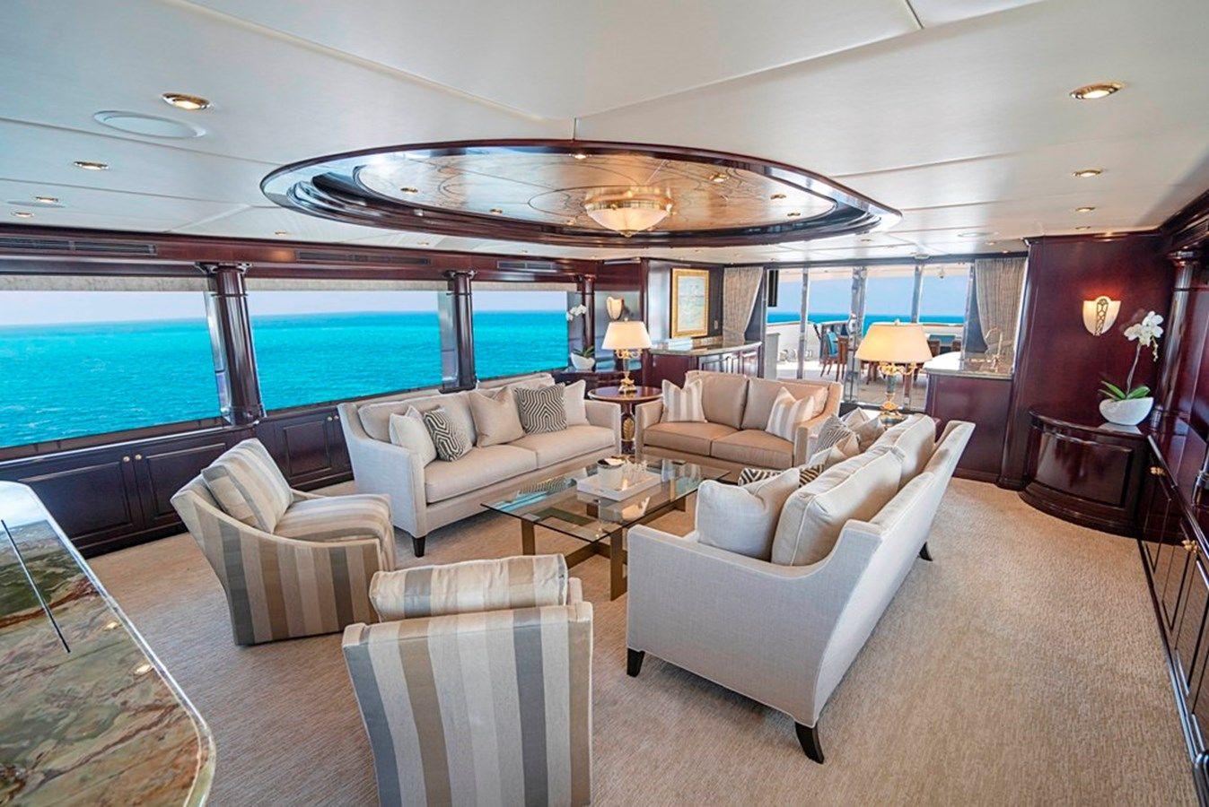 Купить MISS CHRISTINE 2006